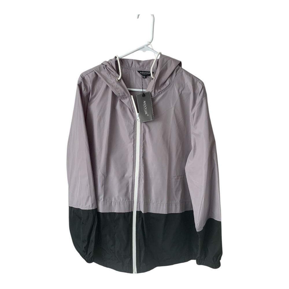Women’s Rain Jacket Size XL NWT